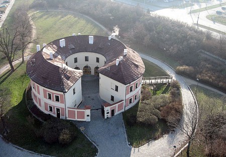 chodovska-vodni-tvrz-jizni-mesto